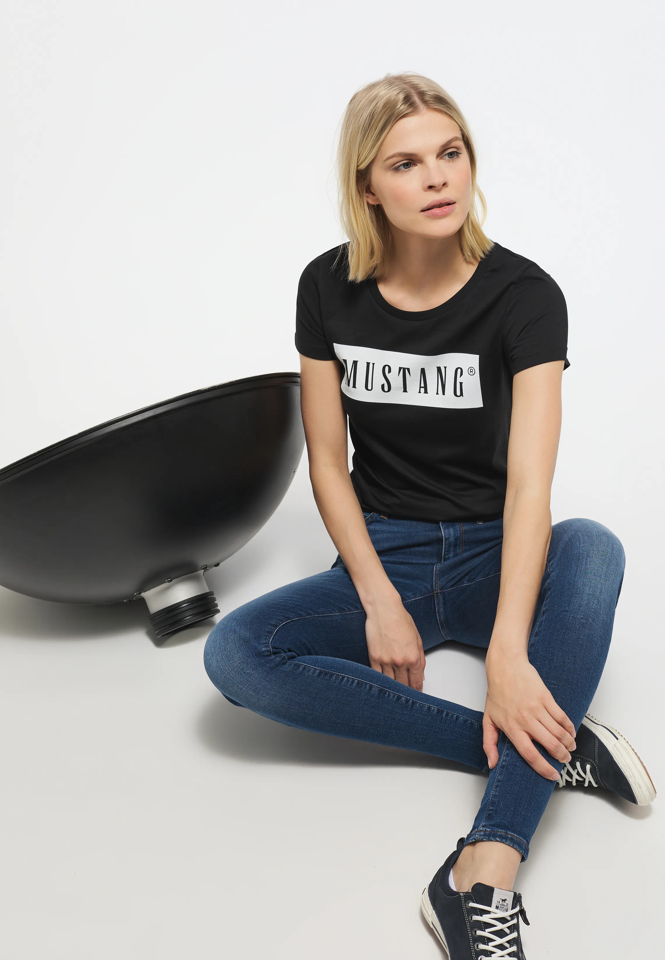 Футболка Alina C Logo Tee Чёрный