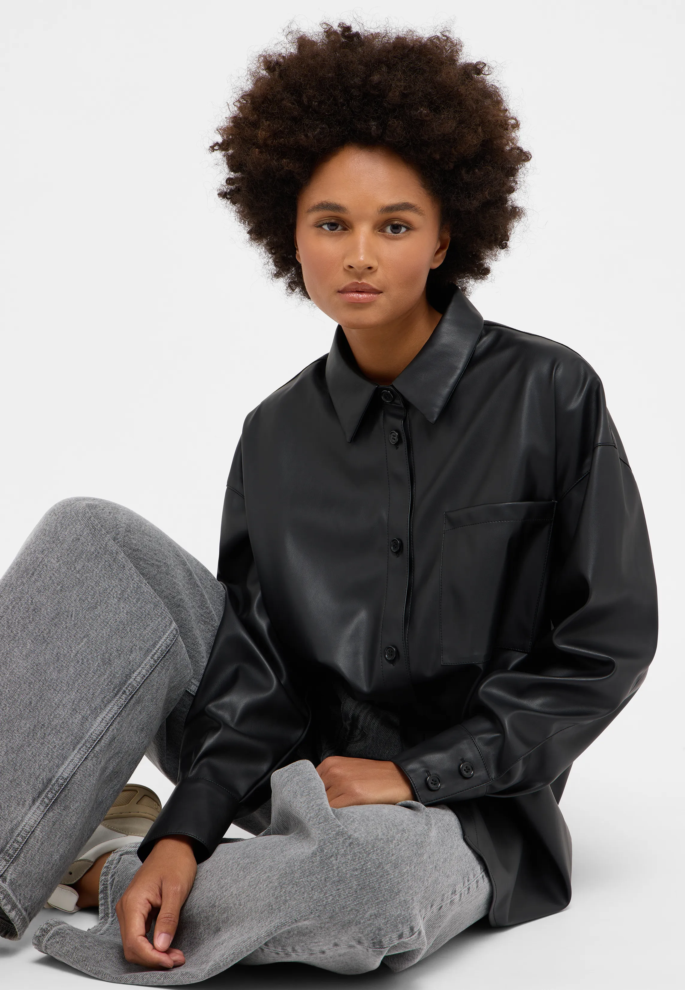 Куртка women's long fake leather blouse Чёрный
