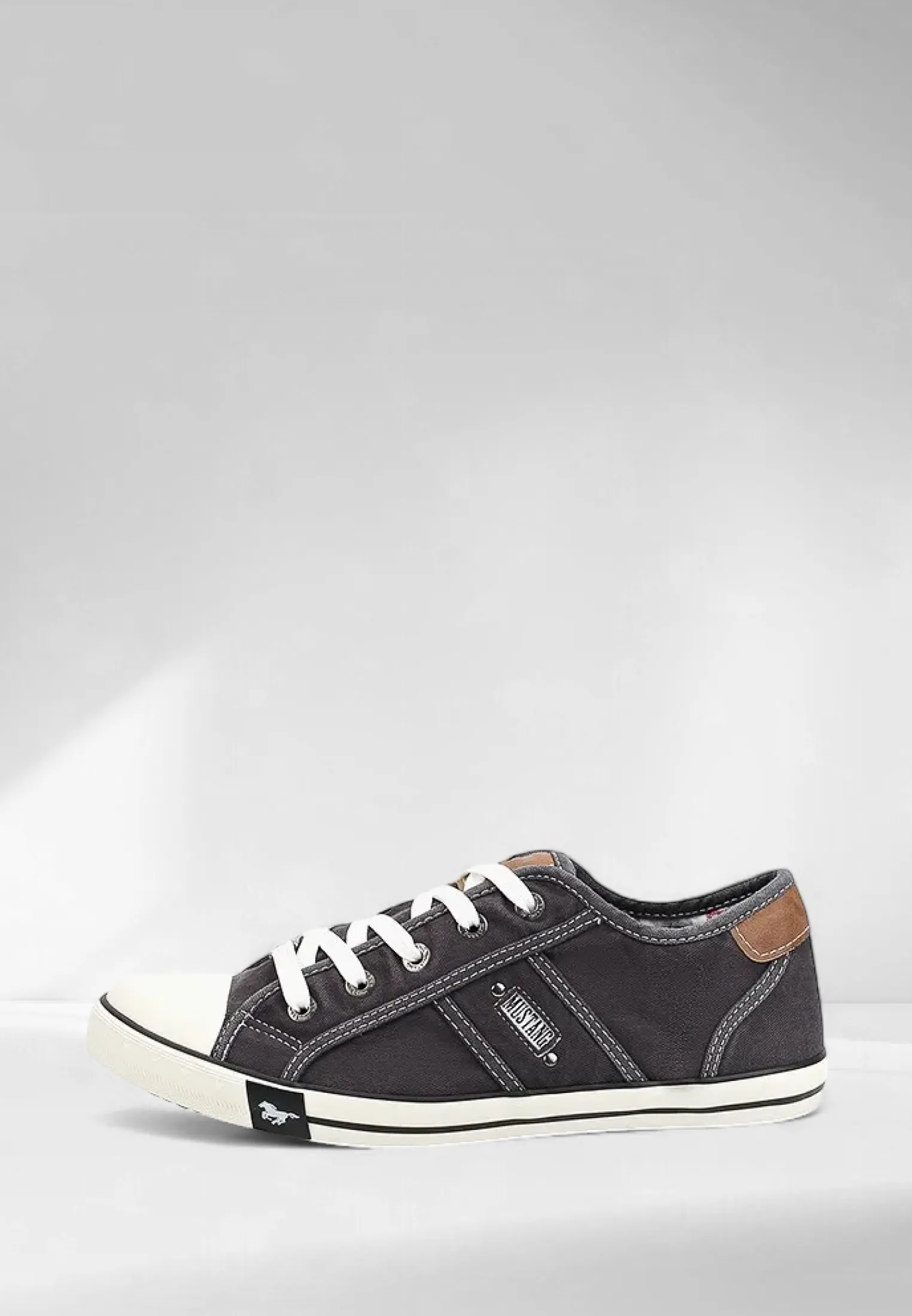 Кеды Sneakers Чёрный