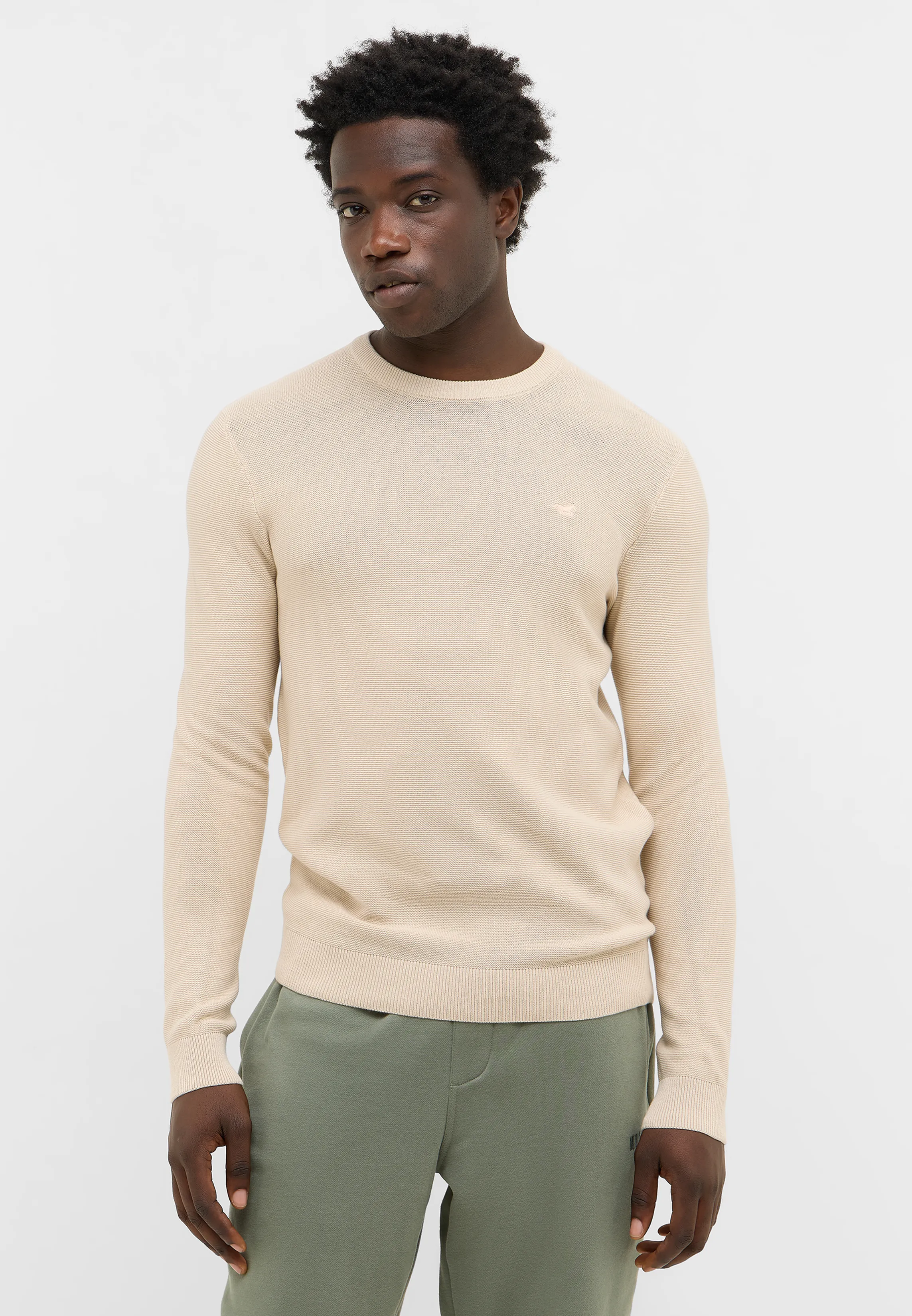 Джемпер Elliot