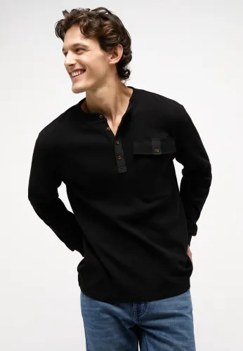 Лонгслив Adrian C Henley