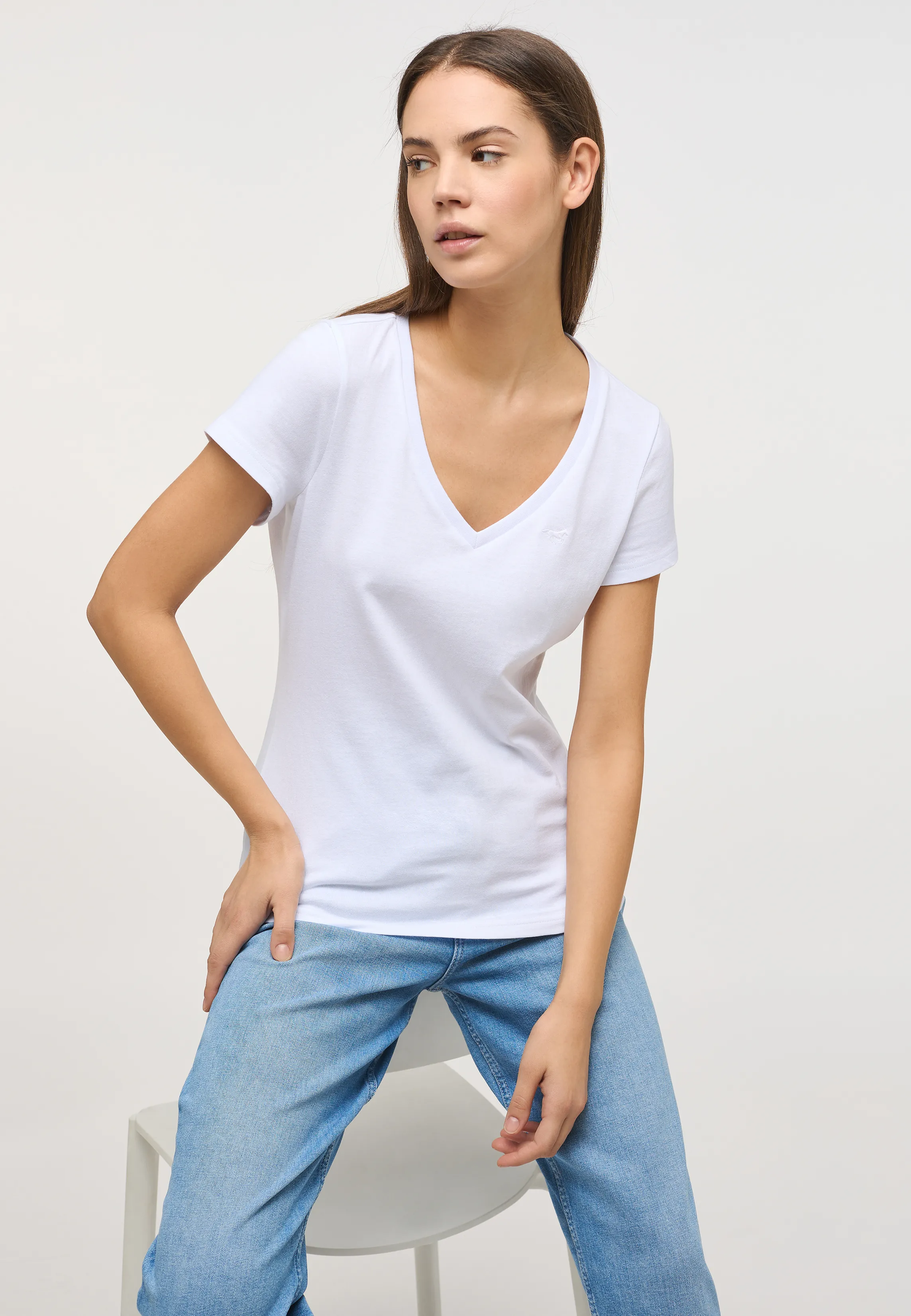 Футболка 1/2 Style Alexia V Basic белый