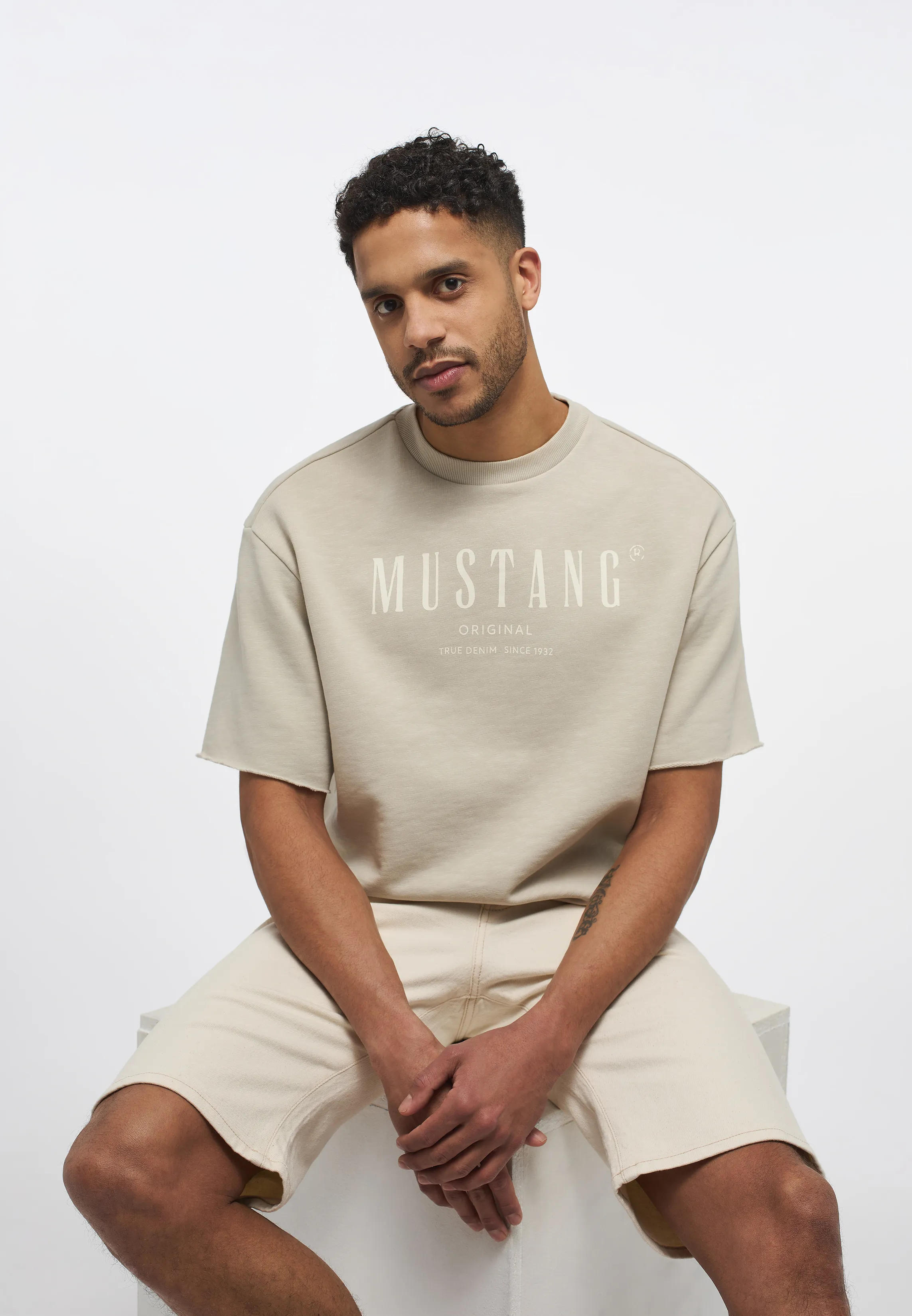Футболка Ben Crewneck SSleeve бежевый